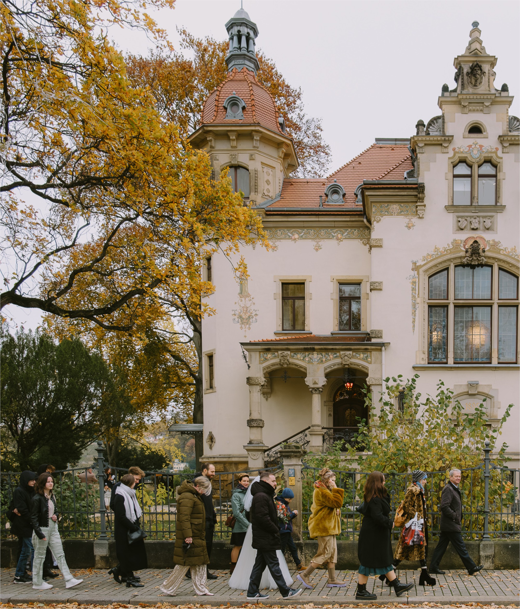 Kleine alternative November-Hochzeit in der Goetheallee Dresden und der Standseilbahn